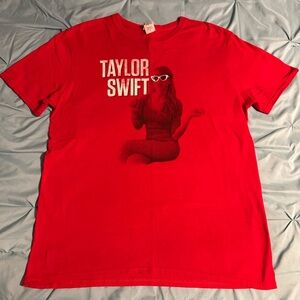 Red Tour Sitting Tee